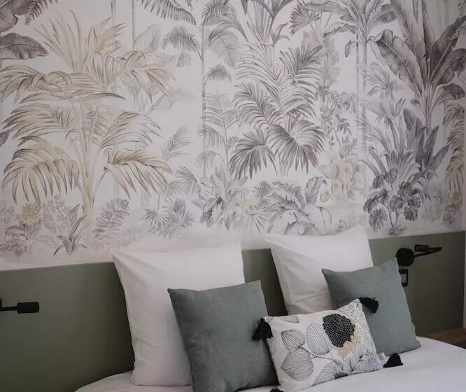 ホテル Hôtel Restaurant Villa Métis