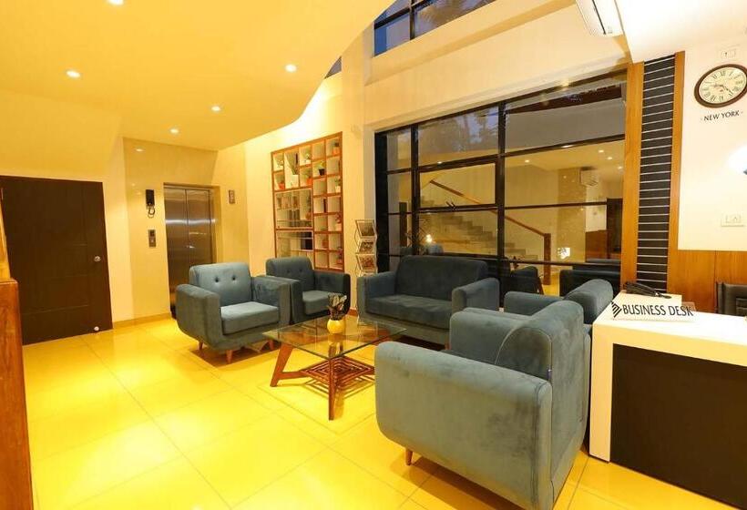 Hotel La Serene Mattannur