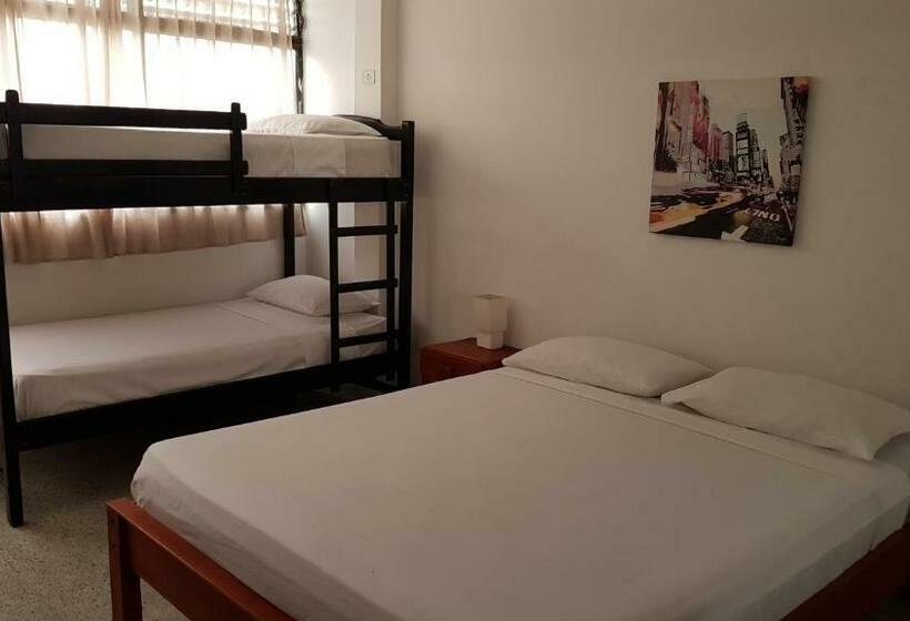 Hotelli Chaqana Hostel