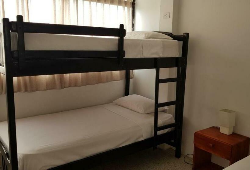 Hotelli Chaqana Hostel