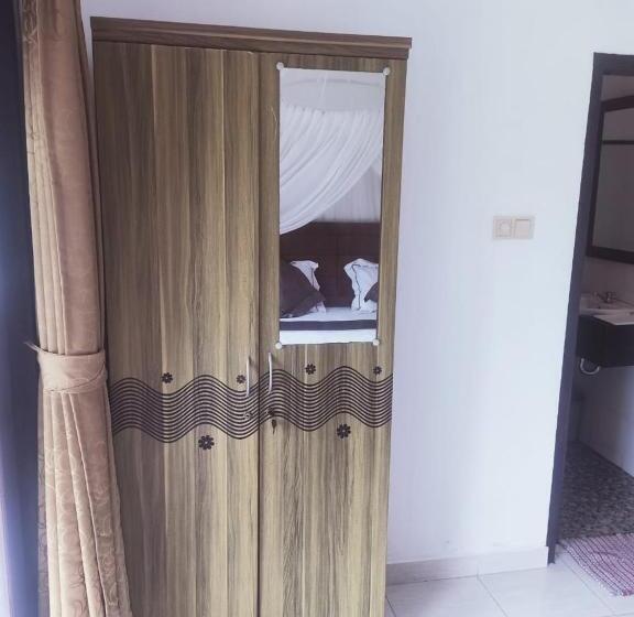 ペンション Fishermen S Guesthouse