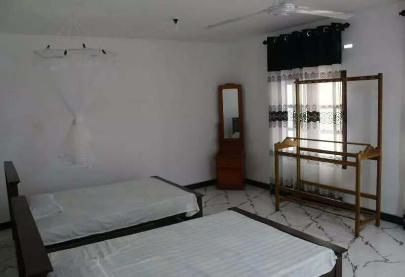 ペンション Hikkaduwa Rest