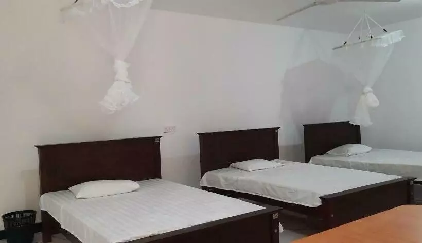 ペンション Hikkaduwa Rest