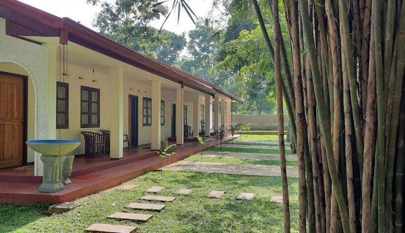 Pension Hikkaduwa Rest