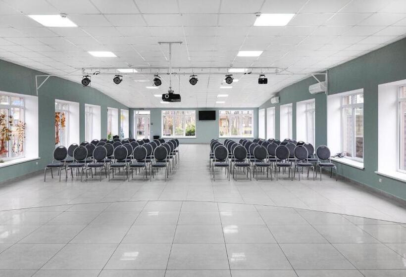 אתר נופש Kohavi Forest Club