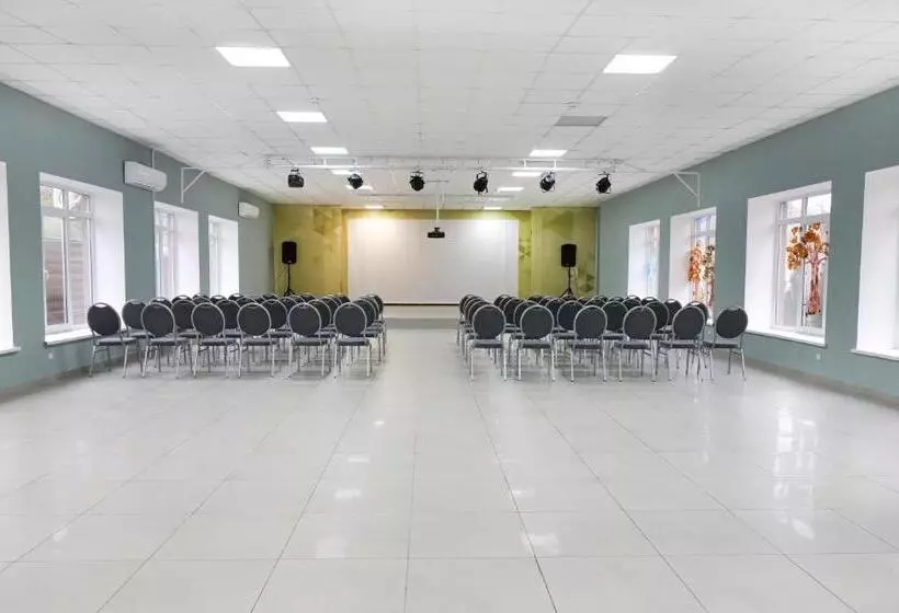 リゾートホテル Kohavi Forest Club