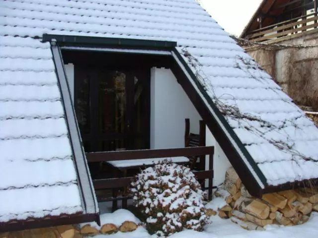 Retkeilymaja Motel Charlie