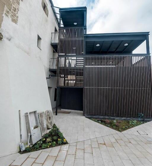 ユースホステル Palacio De Sansol