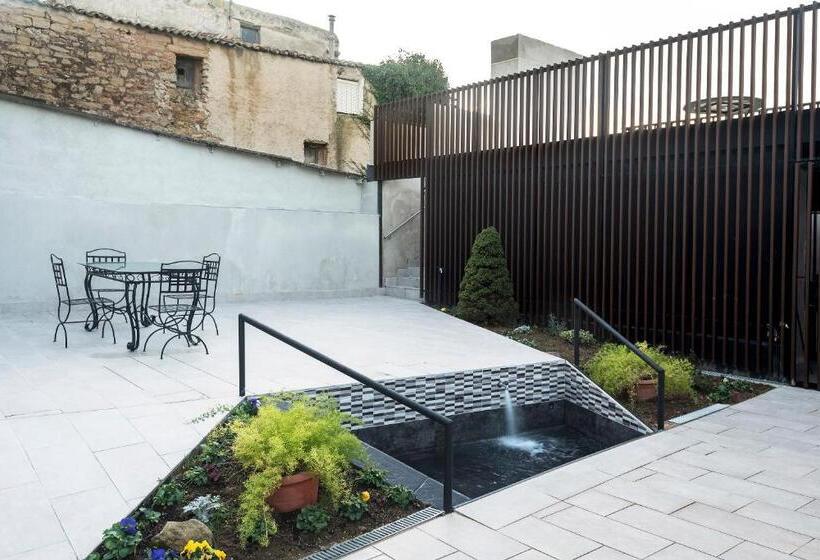 ユースホステル Palacio De Sansol