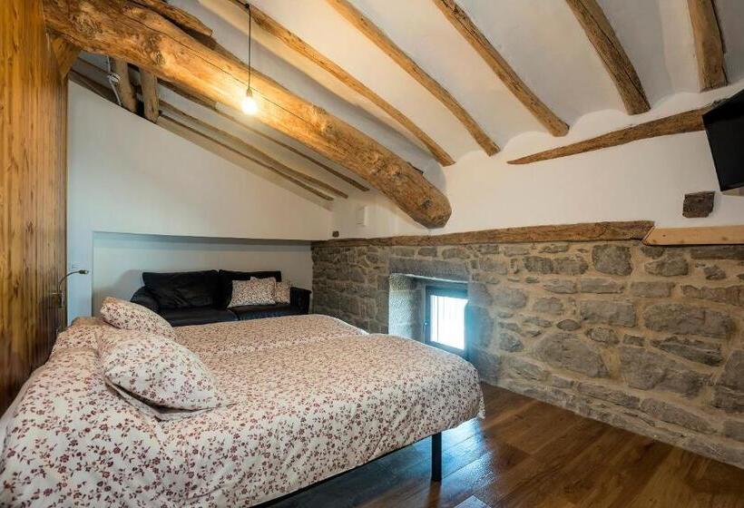 ユースホステル Palacio De Sansol