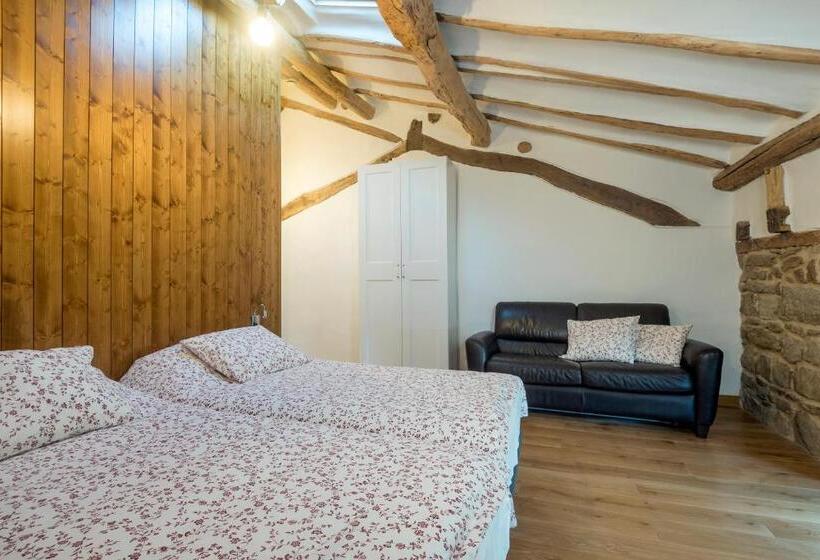 ユースホステル Palacio De Sansol