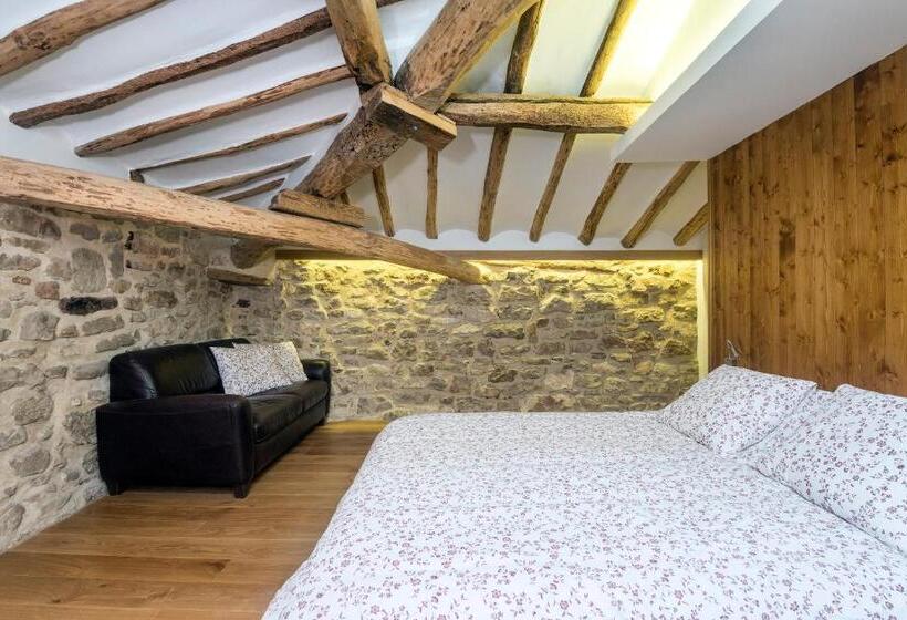 ユースホステル Palacio De Sansol