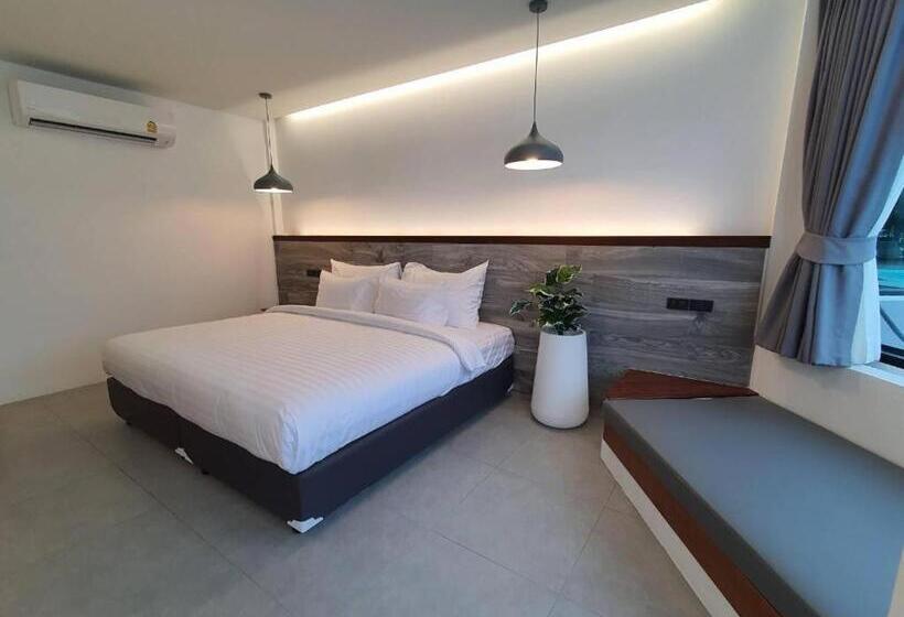 Отель Rattana Pura Beach Resort