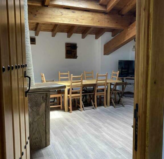 Apartamentos Rurales Casa Lafuente