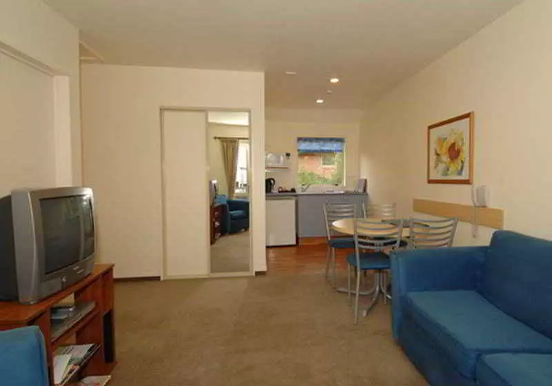 Hotelli Antonio S Motor Lodge