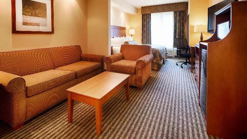 ホテル Best Western Plus Westgate Inn And Suites