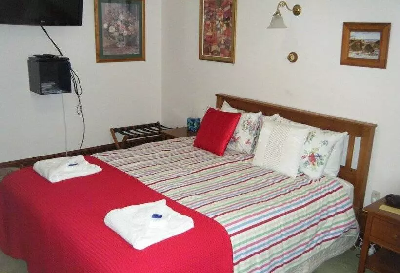 Hotelli Collingwood Manor