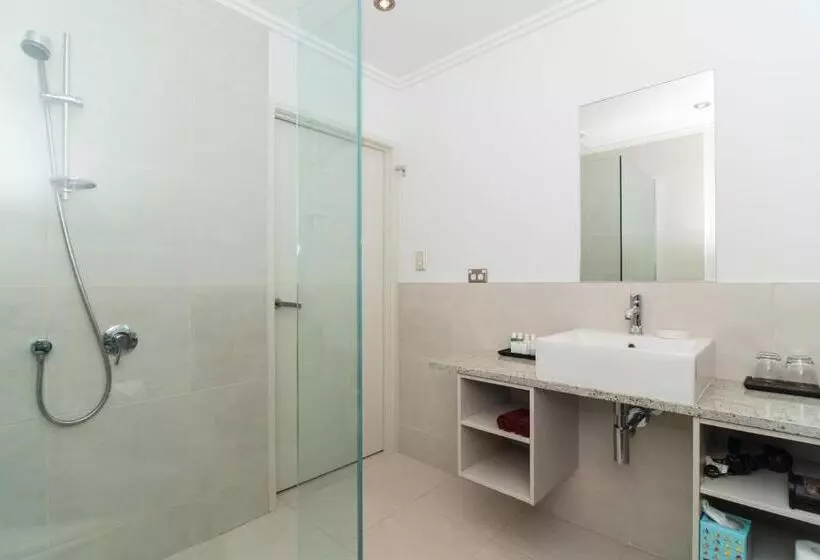 בית מלון כפרי Decks Of Paihia