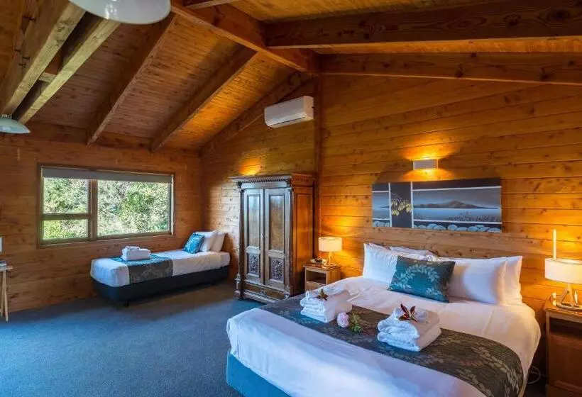 فندق Kimi Ora Eco Resort