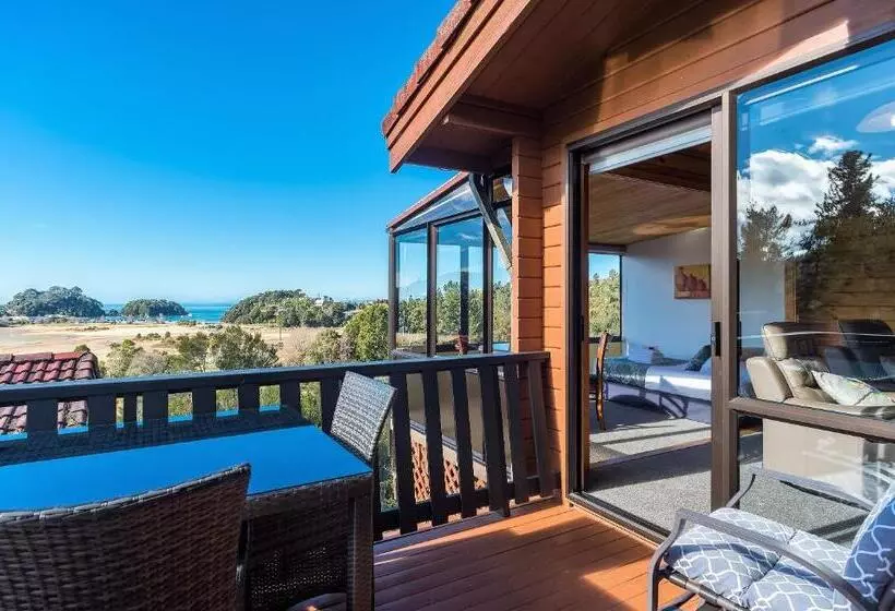 فندق Kimi Ora Eco Resort