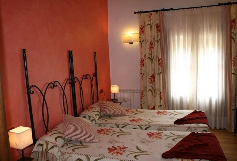 فندق ريفى La Casona Del Solanar