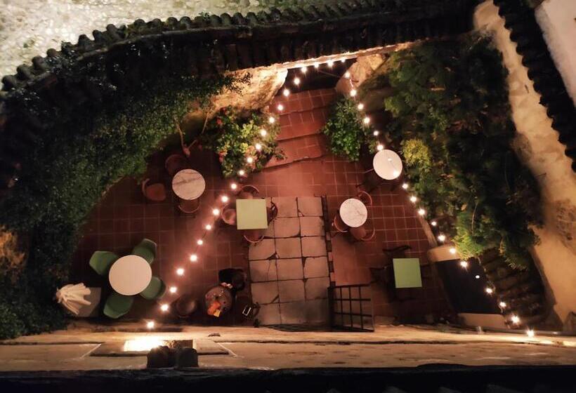 فندق ريفى Posada De Candelario