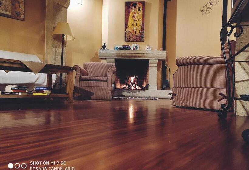 فندق ريفى Posada De Candelario