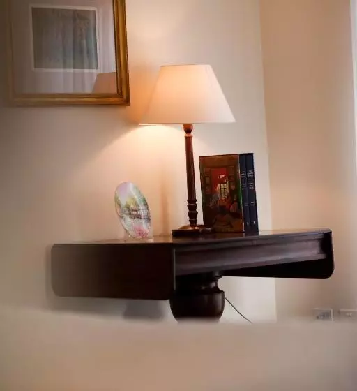 בית מלון כפרי Thorn Park By The Vines