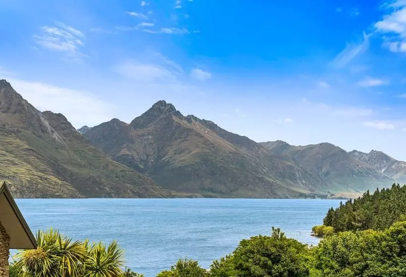 Queenstown Motel Apartments