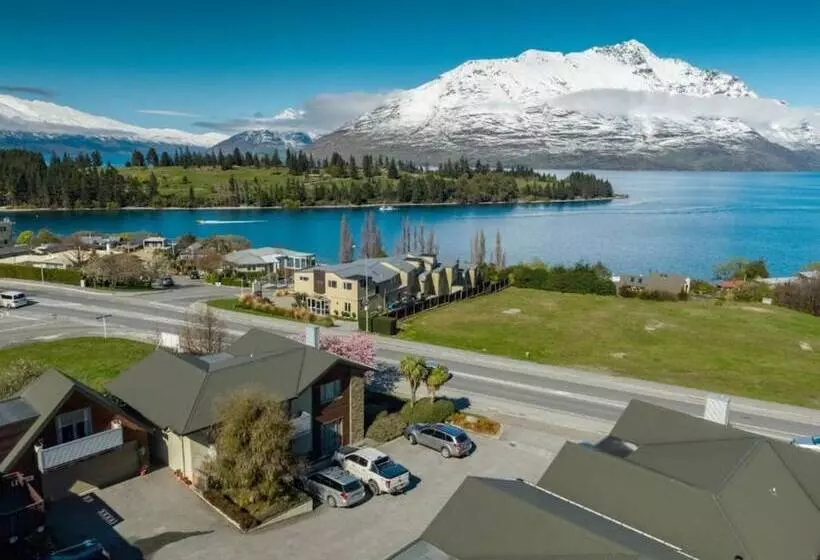 Queenstown Motel Apartments