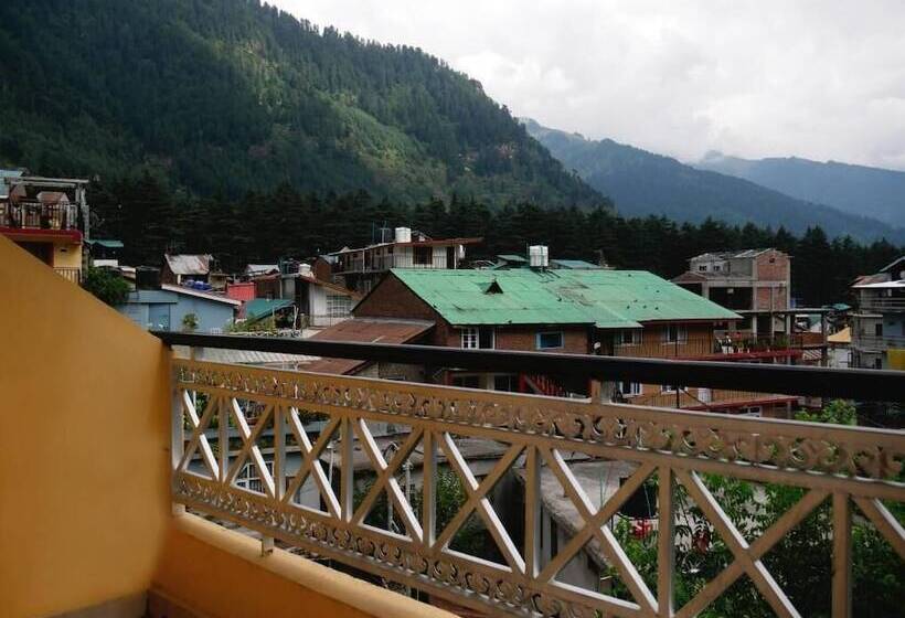 בית מלון כפרי New Ambika International