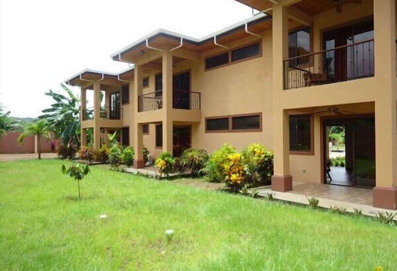 酒店 Marbella Surf Inn