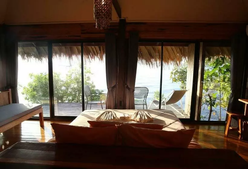پانسیون Wetlandcamp บ้านชายเล