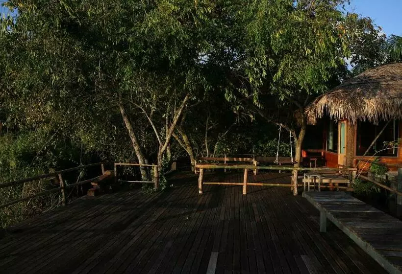 پانسیون Wetlandcamp บ้านชายเล