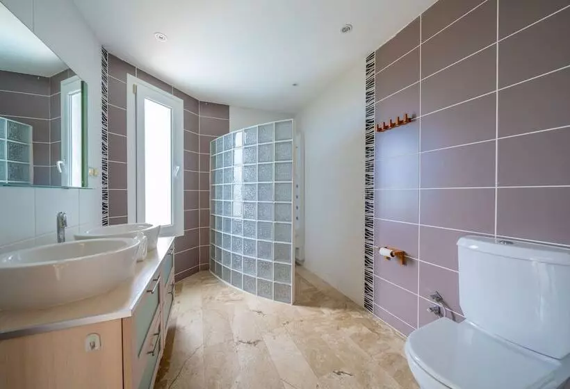 Hotelli Lacitrus Villa
