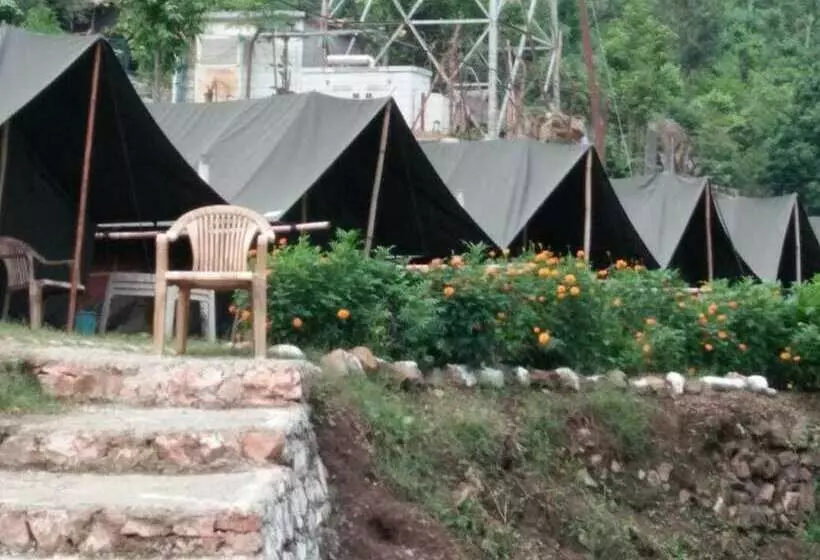 Hotelli Adb Rooms Adventure Guru Byasi