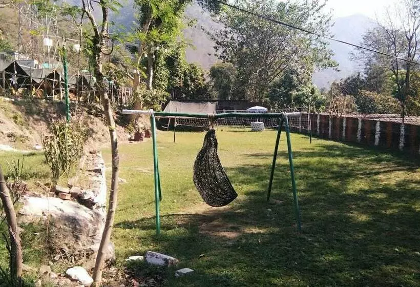 Hotelli Adb Rooms Adventure Guru Byasi