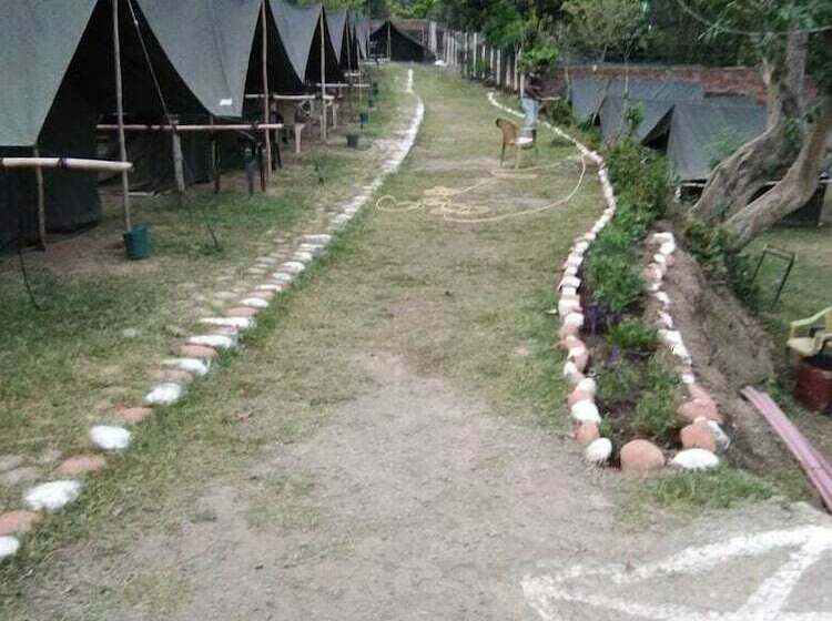 هتل Adb Rooms Adventure Guru Byasi