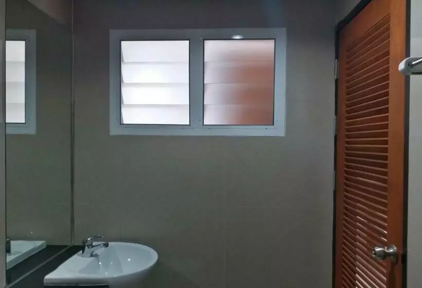 هتل Jj Place Korat