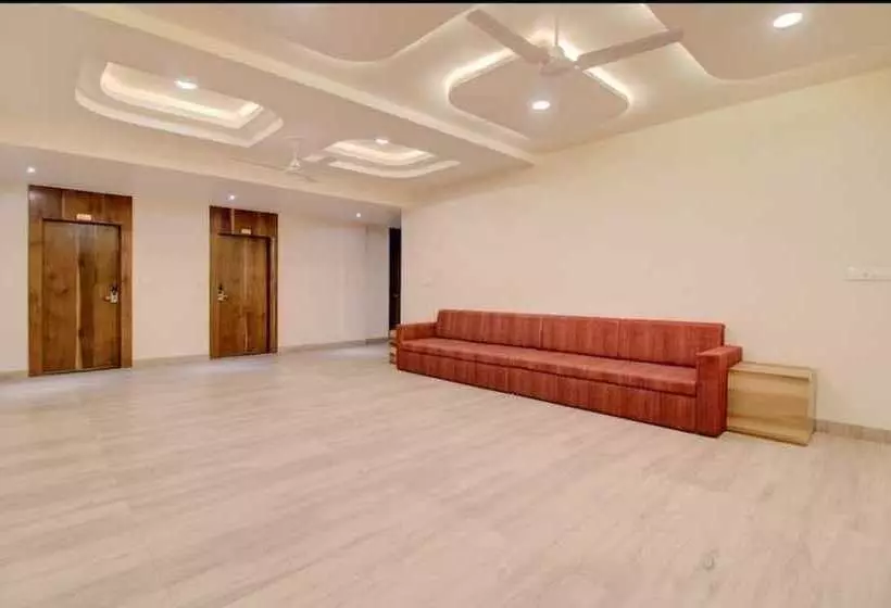Hotel Krishna Raj