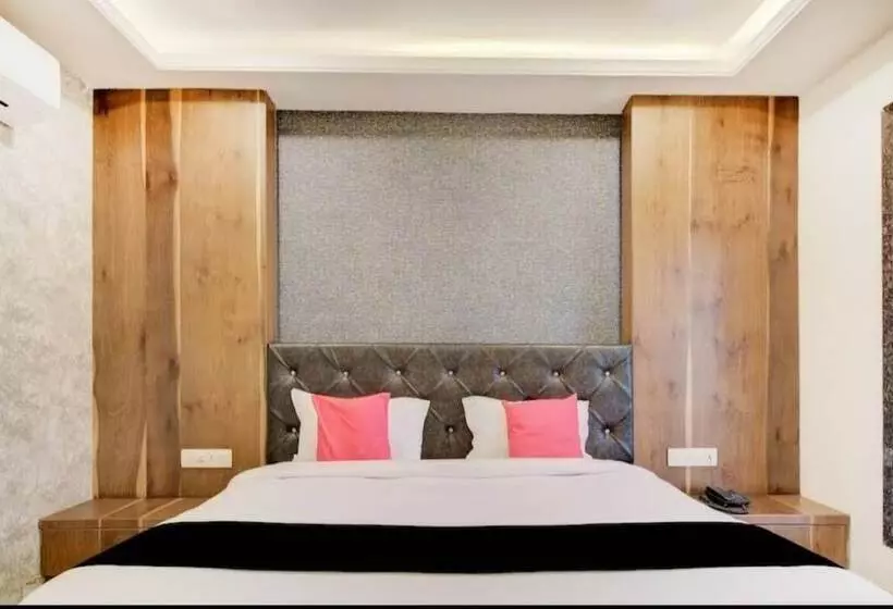 Hotel Krishna Raj