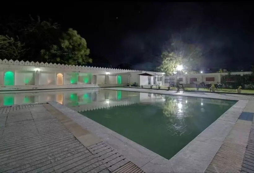 Hotel Krishna Raj