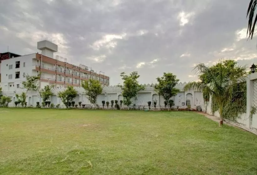 Hotel Krishna Raj