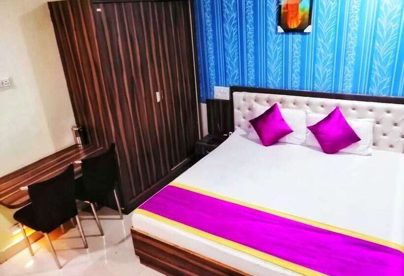 Hotel Leo Sai Palace