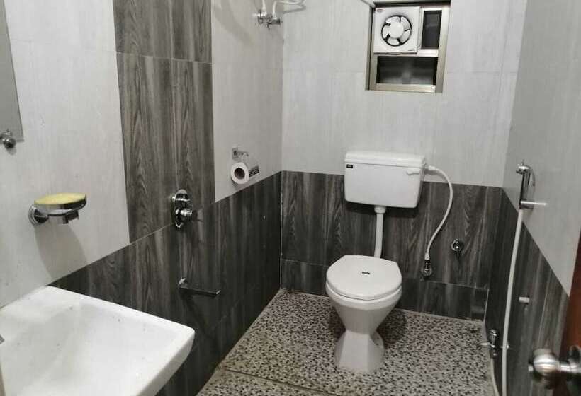 Hotel Leo Sai Palace