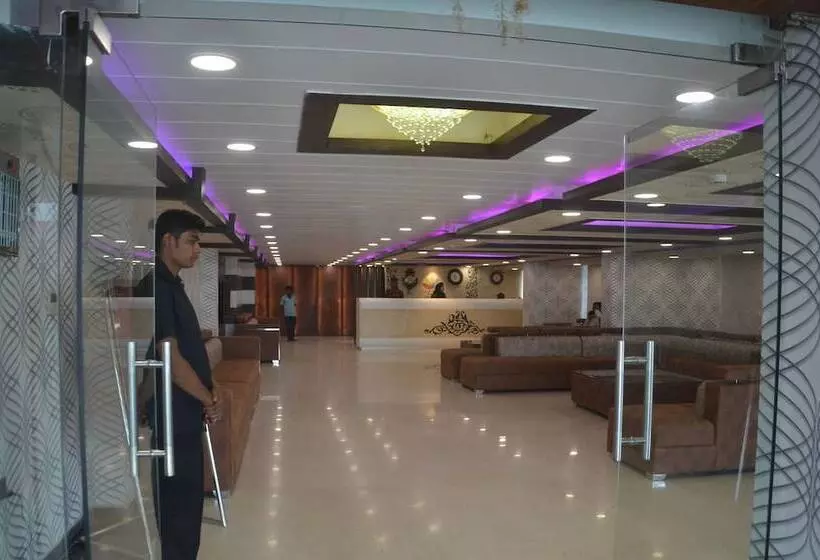 Hotel Rajeev Regency