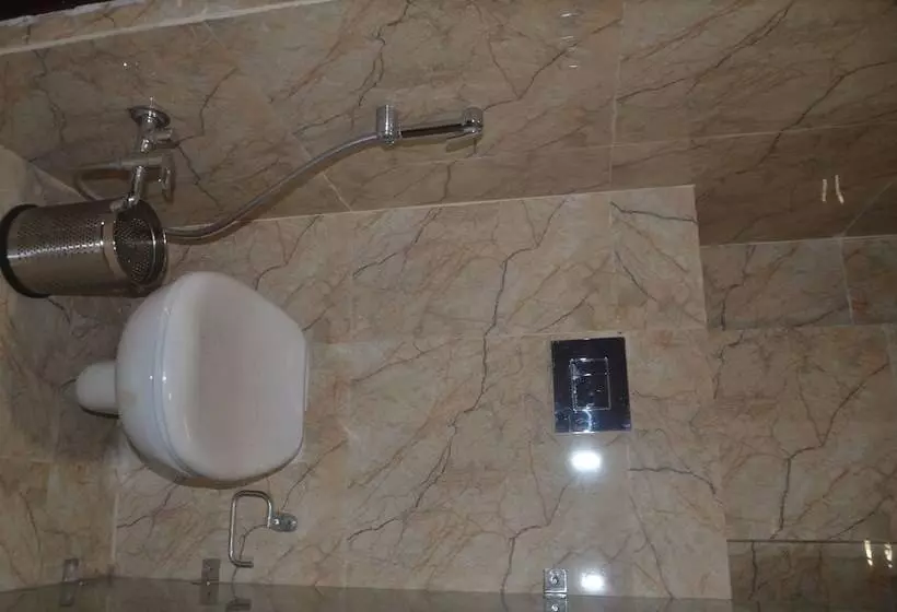 Hotel Rajeev Regency