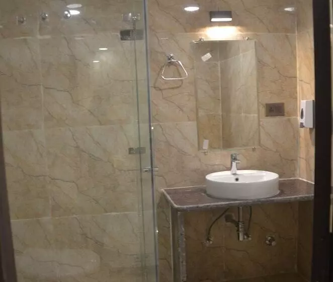 Hotel Rajeev Regency