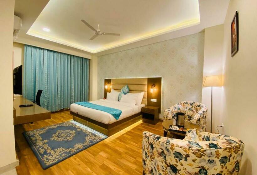 هتل Royal Mansion