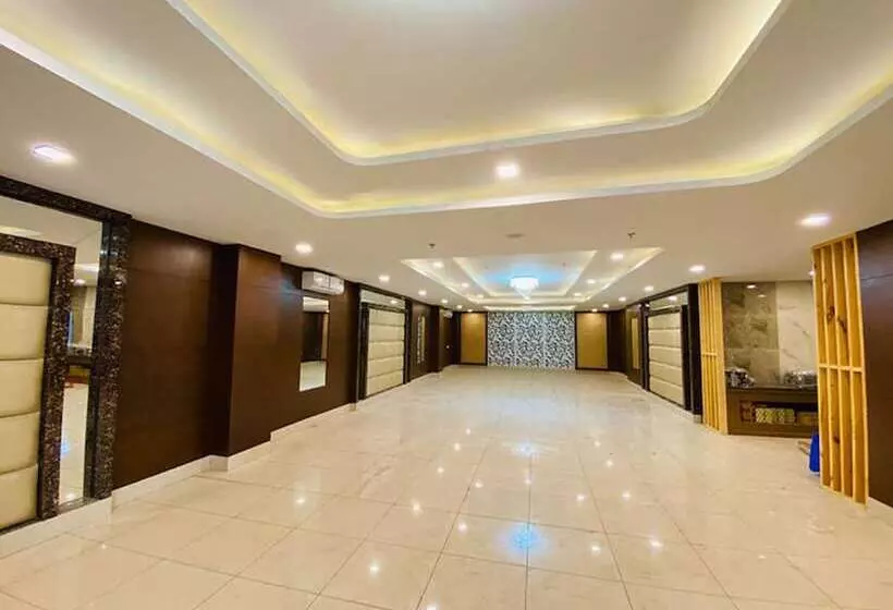 ホテル Royal Mansion